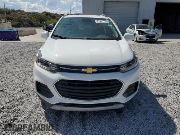 2020 Chevrolet Trax LT with VIN KL7CJPSB2LB068551, listed as a Copart auction lot 61401735 with 63,003 mi miles and Salvage title. Bid and sale history available at DreamBid. Image 5.