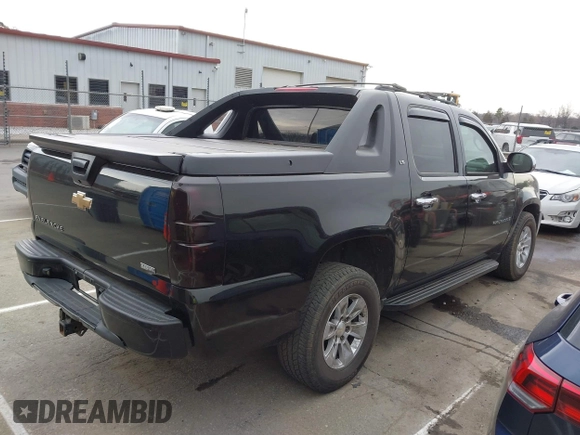 2007 Chevrolet Avalanche 1LT with VIN 3GNEC12057G314398, listed as a IAAI auction lot 41749574 with 104,556 mi miles and . Bid and sale history available at DreamBid. Image 4.