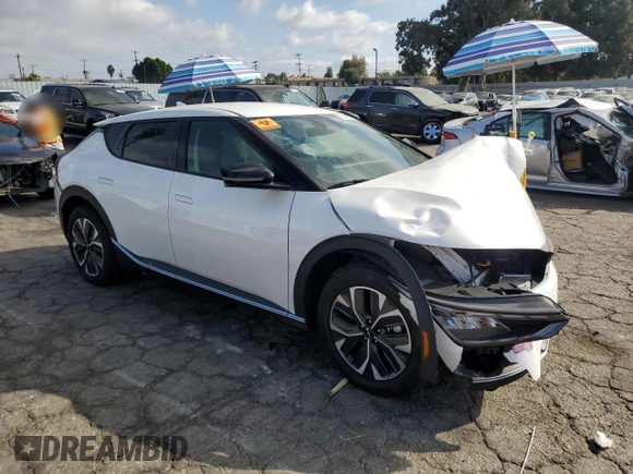 2024 Kia EV6 Light Long Range with VIN KNDC3DLC5R5184062, listed as a Copart auction lot 78050904 with 0 mi miles and Salvage Title. Bid and sale history available at carsss.com. Image 4.