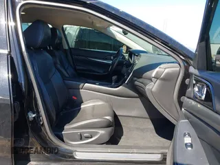 2020 Nissan Maxima SV with VIN 1N4AA6CV2LC379300, listed as a IAAI auction lot 41676063 with 75,604 mi miles. Bid and sale history available at carsss.com. Image 5.