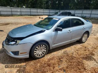 2010 Ford Fusion Hybrid z VIN 3FADP0L30AR134503, wystawiony jako Copart lot #62948515 z przebiegiem 226 913 mil mil oraz Szkoda całkowita • Salvage title. Historia ofert i sprzedaży dostępna na DreamBid. Obrazek 1.