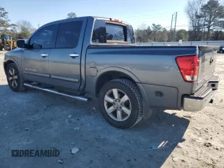 2013 Nissan Titan SL with VIN 1N6BA0EDXDN314360, listed as a Copart auction lot 88669725 with 283,385 mi miles and Salvage Title. Bid and sale history available at carsss.com. Image 2.