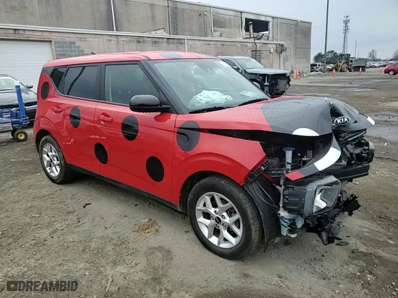 2022 Kia Soul LX with VIN KNDJ23AU6N7181671, listed as a Copart auction lot 47252225 with 14,010 mi miles and Salvage Title. Bid and sale history available at carsss.com. Image 11.