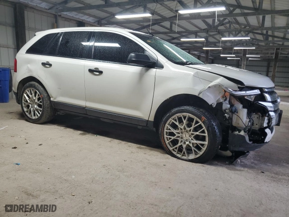 2013 Ford Edge SE with VIN 2FMDK3GC3DBE16203, listed as a Copart auction lot 86905604 with 152,958 mi miles and Clean Title. Bid and sale history available at carsss.com. Image 4.