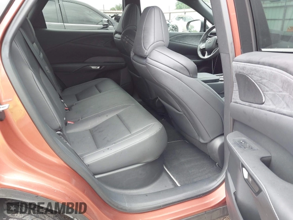 2024 Lexus RX 350 z VIN 2T2BAMCA7RC054055, wystawiony jako IAAI lot #42307956 z przebiegiem 20 060 mil mil oraz . Historia ofert i sprzedaży dostępna na DreamBid. Obrazek 8.