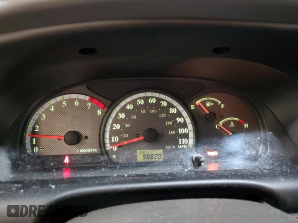 2002 Suzuki Grand Vitara JLX z VIN JS3TD62V524160739, wystawiony jako Copart lot #88416995 z przebiegiem 98 820 mil mil oraz Szkoda całkowita • Salvage title. Historia ofert i sprzedaży dostępna na DreamBid. Obrazek 9.