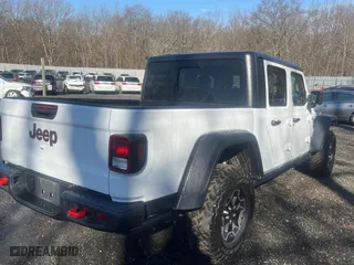 2021 Jeep Gladiator Rubicon with VIN 1C6JJTBG8ML605800, listed as a Copart auction lot 43364503 with 15,534 mi miles. Bid and sale history available at carsss.com. Image 4.