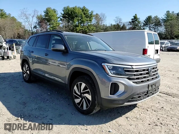 2024 Volkswagen Atlas SE with VIN 1V2HR2CA2RC536368, listed as a Copart auction lot 53490425 with 15,331 mi miles and Salvage title. Bid and sale history available at DreamBid. Image 14.