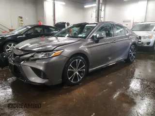 2019 Toyota Camry LE with VIN 4T1B11HK1KU733313, listed as a Copart auction lot 84187644 with 38,934 mi miles and Salvage Title. Bid and sale history available at carsss.com. Image 1.