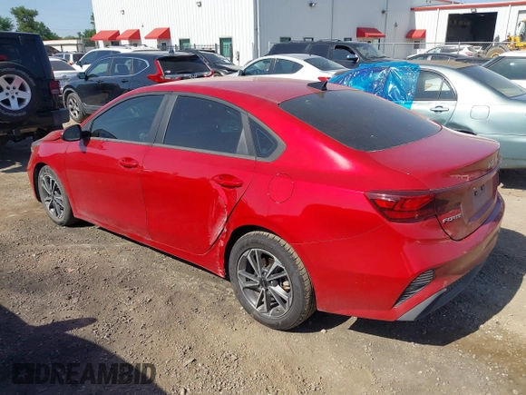 2022 Kia Forte LXS with VIN 3KPF24AD0NE462828, listed as a IAAI auction lot 42019108 with 25,536 mi miles and . Bid and sale history available at DreamBid. Image 3.