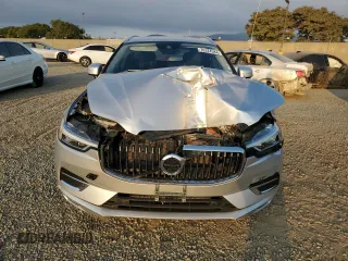 2020 Volvo XC60 Inscription z VIN YV4102DL5L1507993, wystawiony jako Copart lot #76324584 z przebiegiem 60 454 mil mil oraz Szkoda całkowita • Salvage title. Historia ofert i sprzedaży dostępna na DreamBid. Obrazek 5.