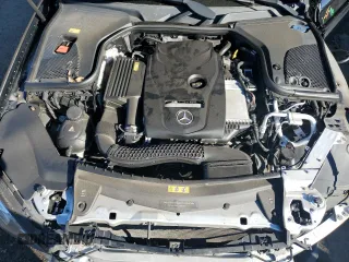 2017 Mercedes-Benz E 300 Luxury with VIN WDDZF4KB9HA013675, listed as a Copart auction lot 89335225 with 69,128 mi miles and Salvage title. Bid and sale history available at DreamBid. Image 11.