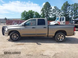 2007 Dodge 2500 SLT with VIN 3D7KR28A17G803113, listed as a IAAI auction lot 42242377 with 226,544 mi miles and . Bid and sale history available at carsss.com. Image 14.