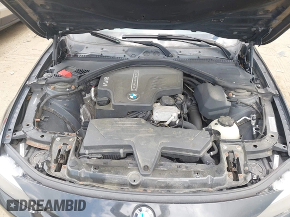 2014 BMW 3 Series 328i xDrive z VIN WBA3B5C54EF958961, wystawiony jako IAAI lot #42542378 z przebiegiem 310 348 mil mil oraz . Historia ofert i sprzedaży dostępna na DreamBid. Obrazek 10.