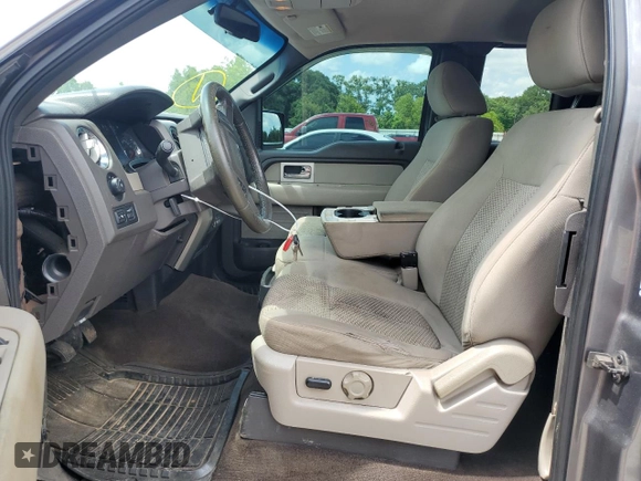 2010 Ford F-150 XL z VIN 1FTFX1CV3AFA18462, wystawiony jako Copart lot #61756415 z przebiegiem 248 854 mil mil oraz Szkoda całkowita • Salvage title. Historia ofert i sprzedaży dostępna na DreamBid. Obrazek 7.