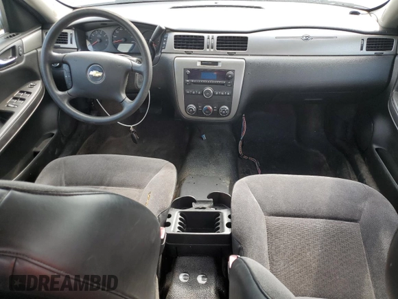 2014 Chevrolet Impala Police Police z VIN 2G1WD5E34E1158876, wystawiony jako Copart lot #55107095 z przebiegiem 151 734 mil mil oraz Szkoda całkowita • Salvage title. Historia ofert i sprzedaży dostępna na DreamBid. Obrazek 8.