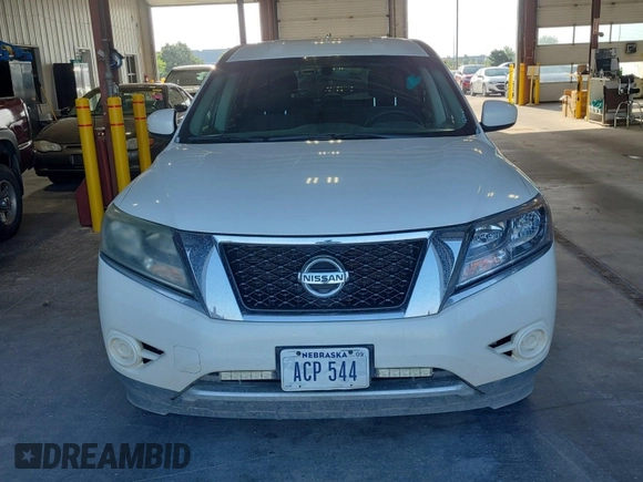 2014 Nissan Pathfinder S with VIN 5N1AR2MM5EC711181, listed as a IAAI auction lot 42665593 with 205,546 mi miles and . Bid and sale history available at DreamBid. Image 31.