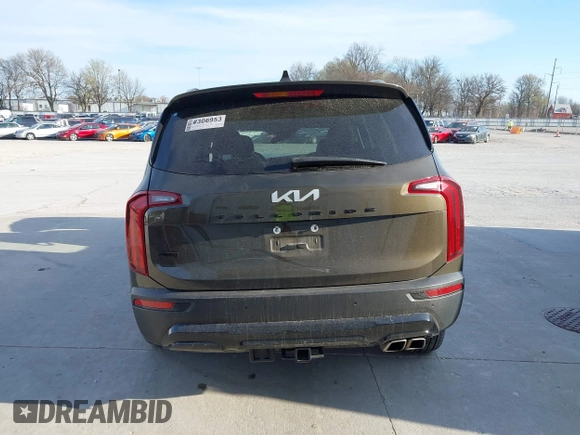 2022 Kia Telluride SX with VIN 5XYP5DHC2NG294489, listed as a IAAI auction lot 41898817 with 12,521 mi miles and . Bid and sale history available at DreamBid. Image 16.