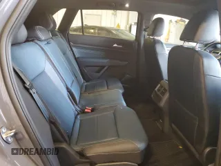 2022 Volkswagen Atlas SEL with VIN 1V2BE2CA5NC207126, listed as a Copart auction lot 56545445 with 49,296 mi miles and Salvage title. Bid and sale history available at DreamBid. Image 11.