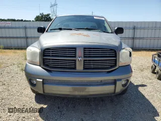 2006 Dodge 1500 SLT z VIN 1D7HU18256S676868, wystawiony jako Copart lot #57648065 z przebiegiem 162 726 mil mil oraz Szkoda całkowita • Salvage title. Historia ofert i sprzedaży dostępna na DreamBid. Obrazek 5.