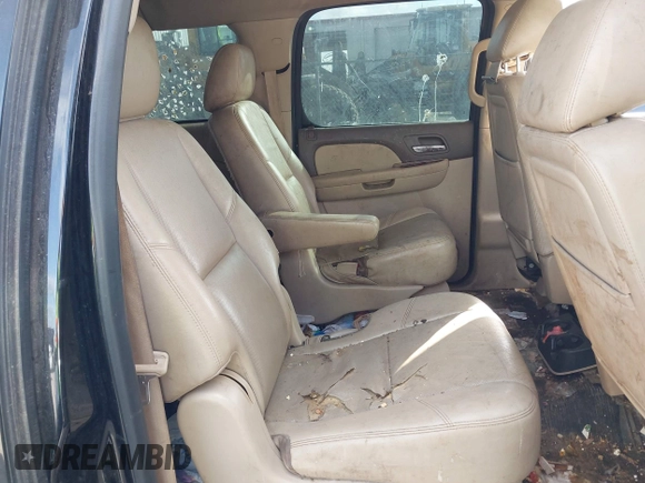 2014 Chevrolet Suburban LTZ with VIN 1GNSCKE08ER220808, listed as a IAAI auction lot 42022477 with 192,488 mi miles and . Bid and sale history available at DreamBid. Image 8.