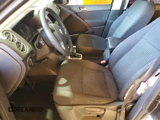 2010 Volkswagen Tiguan with VIN WVGAV9AX4AW515177, listed as a Copart auction lot 89202075 with 175,788 mi miles and Salvage Title. Bid and sale history available at DreamBid. Image 7.