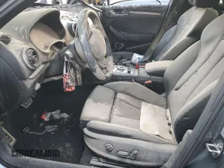 2015 Audi S3 z VIN WAUFFHFF9F1124920, wystawiony jako Copart lot #39576164 z przebiegiem Nie podano mil oraz Szkoda całkowita • Salvage title. Historia ofert i sprzedaży dostępna na DreamBid. Obrazek 7.