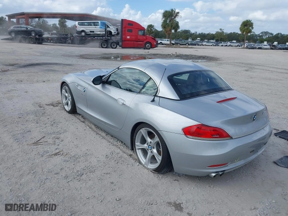 2016 BMW Z4 sDrive28i with VIN WBALL5C51G5A20361, listed as a IAAI auction lot 40739134 with 1 mi miles. Bid and sale history available at carsss.com. Image 3.