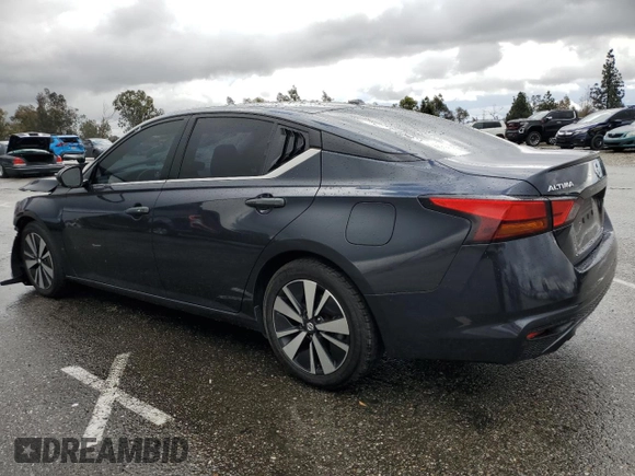 2019 Nissan Altima SL with VIN 1N4BL4EVXKC246167, listed as a Copart auction lot 48522325 with 92,273 mi miles and Salvage Title. Bid and sale history available at DreamBid. Image 2.