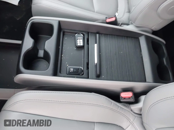 2022 Honda Odyssey EX-L with VIN 5FNRL6H77NB041754, listed as a IAAI auction lot 41791425 with 15,306 mi miles and . Bid and sale history available at DreamBid. Image 11.