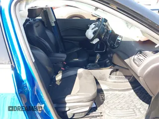 2021 Jeep Compass Altitude with VIN 3C4NJCBB0MT523322, listed as a IAAI auction lot 41989408 with 64,880 mi miles. Bid and sale history available at carsss.com. Image 5.