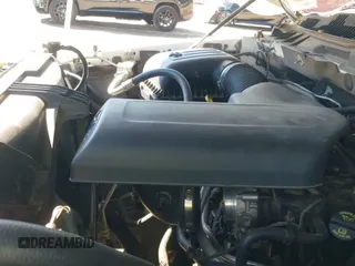 2015 Ram 1500 Big Horn z VIN 1C6RR6LG1FS661002, wystawiony jako IAAI lot #43402772 z przebiegiem 213 718 mil mil oraz . Historia ofert i sprzedaży dostępna na DreamBid. Obrazek 19.