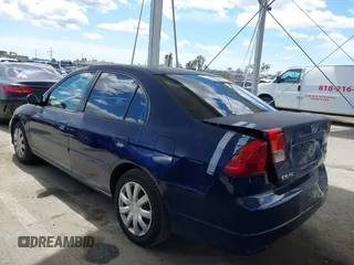 2004 Honda Civic LX with VIN 2HGES16594H583955, listed as a IAAI auction lot 41939041 with 204,308 mi miles. Bid and sale history available at carsss.com. Image 3.