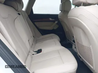 2023 Audi Q5 S line Premium Plus с VIN WA1EAAFY4P2073760, выставлен на аукционе IAAI как лот 42203388 с пробегом 30 601 миль миль и . История ставок и продаж доступна на DreamBid. Изображение 8.