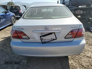 2003 Lexus ES 300 with VIN JTHBF30G530099830, listed as a Copart auction lot 52712945 with 142,874 mi miles and Salvage Title. Bid and sale history available at DreamBid. Image 6.