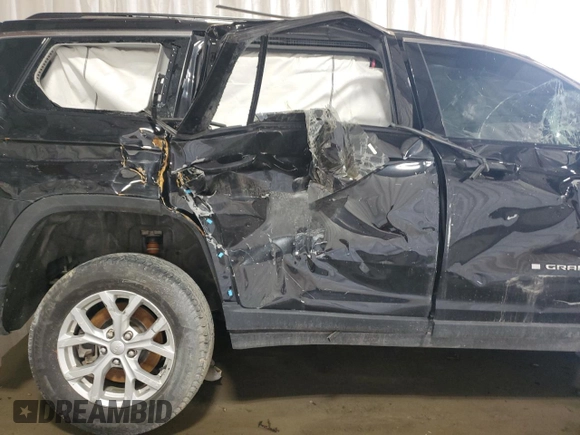 2023 Jeep Grand Cherokee Limited z VIN 1C4RJKBG9P8744850, wystawiony jako Copart lot #60613515 z przebiegiem Nie podano mil oraz Nie do naprawy • Non repairable. Historia ofert i sprzedaży dostępna na DreamBid. Obrazek 11.