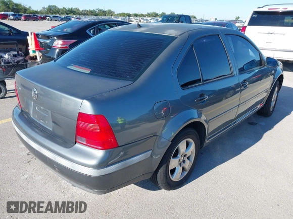 2003 Volkswagen Jetta GLS with VIN 3VWSK69M93M156239, listed as a IAAI auction lot 42190123 with 195,173 mi miles and . Bid and sale history available at DreamBid. Image 4.