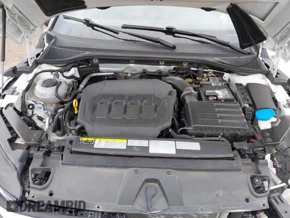 2021 Volkswagen Arteon SEL R-Line z VIN WVWSR7AN6ME007156, wystawiony jako IAAI lot #42254735 z przebiegiem 32 004 mil mil oraz . Historia ofert i sprzedaży dostępna na DreamBid. Obrazek 10.