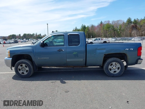 2013 Chevrolet Silverado 1500 LT with VIN 1GCRKSE74DZ351532, listed as a IAAI auction lot 42052732 with 232,992 mi miles and . Bid and sale history available at DreamBid. Image 14.