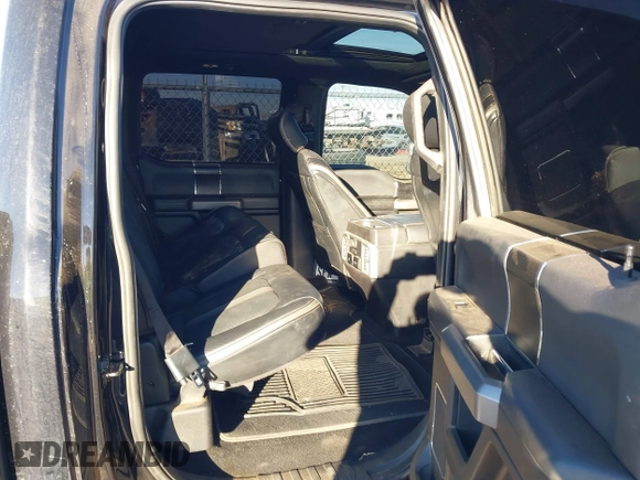 2020 Ford F-150 XL z VIN 1FTEW1E40LFA13676, wystawiony jako IAAI lot #41456139 z przebiegiem 89 287 mil mil oraz . Historia ofert i sprzedaży dostępna na DreamBid. Obrazek 8.