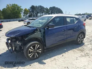 2020 Nissan Kicks SV z VIN 3N1CP5CV0LL577120, wystawiony jako Copart lot #53267915 z przebiegiem 54 792 mil mil oraz Szkoda całkowita • Salvage title. Historia ofert i sprzedaży dostępna na DreamBid. Obrazek 1.