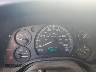 2004 Chevrolet Express Cargo Van with VIN 1GCGG25U341191561, listed as a Copart auction lot 43657715 with 351,423 mi miles and Salvage Title. Bid and sale history available at carsss.com. Image 9.