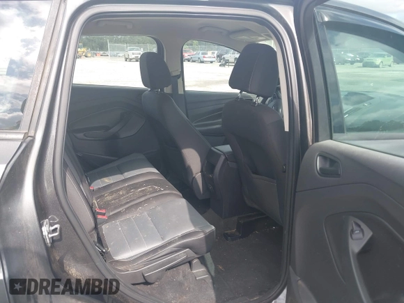 2017 Ford Escape S z VIN 1FMCU0F73HUE63885, wystawiony jako IAAI lot #42389985 z przebiegiem 158 338 mil mil oraz . Historia ofert i sprzedaży dostępna na DreamBid. Obrazek 8.