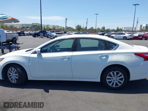 2017 Nissan Altima SR with VIN 1N4AL3AP0HN330976, listed as a IAAI auction lot 42378743 with 36,959 mi miles and . Bid and sale history available at DreamBid. Image 14.