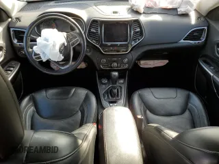 2019 Jeep Cherokee Limited with VIN 1C4PJMDX3KD188941, listed as a Copart auction lot 49853385 with 99,999 mi miles and Clean Title. Bid and sale history available at carsss.com. Image 8.