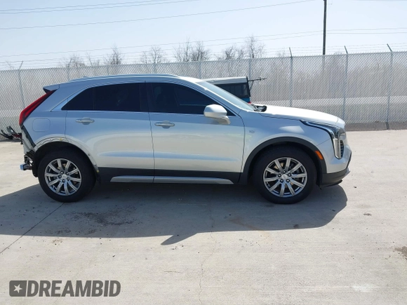 2020 Cadillac XT4 FWD Premium Luxury with VIN 1GYFZCR48LF028129, listed as a IAAI auction lot 41718170 with 63,530 mi miles. Bid and sale history available at carsss.com. Image 13.