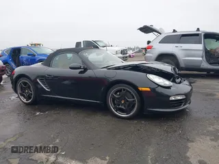 2012 Porsche Boxster with VIN WP0CA2A88CS710105, listed as a IAAI auction lot 41155672 with 108,103 mi miles. Bid and sale history available at carsss.com. Image 13.