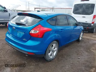 2013 Ford Focus SE with VIN 1FADP3K22DL189516, listed as a IAAI auction lot 42035388 with 120,656 mi miles. Bid and sale history available at carsss.com. Image 4.