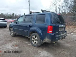 2011 Honda Pilot EX-L with VIN 5FNYF4H59BB052417, listed as a IAAI auction lot 42004376 with 223,854 mi miles. Bid and sale history available at carsss.com. Image 3.