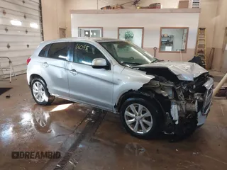 2015 Mitsubishi Outlander Sport ES with VIN 4A4AR3AU3FE039943, listed as a IAAI auction lot 41626095 with 142,610 mi miles. Bid and sale history available at carsss.com. Image 1.